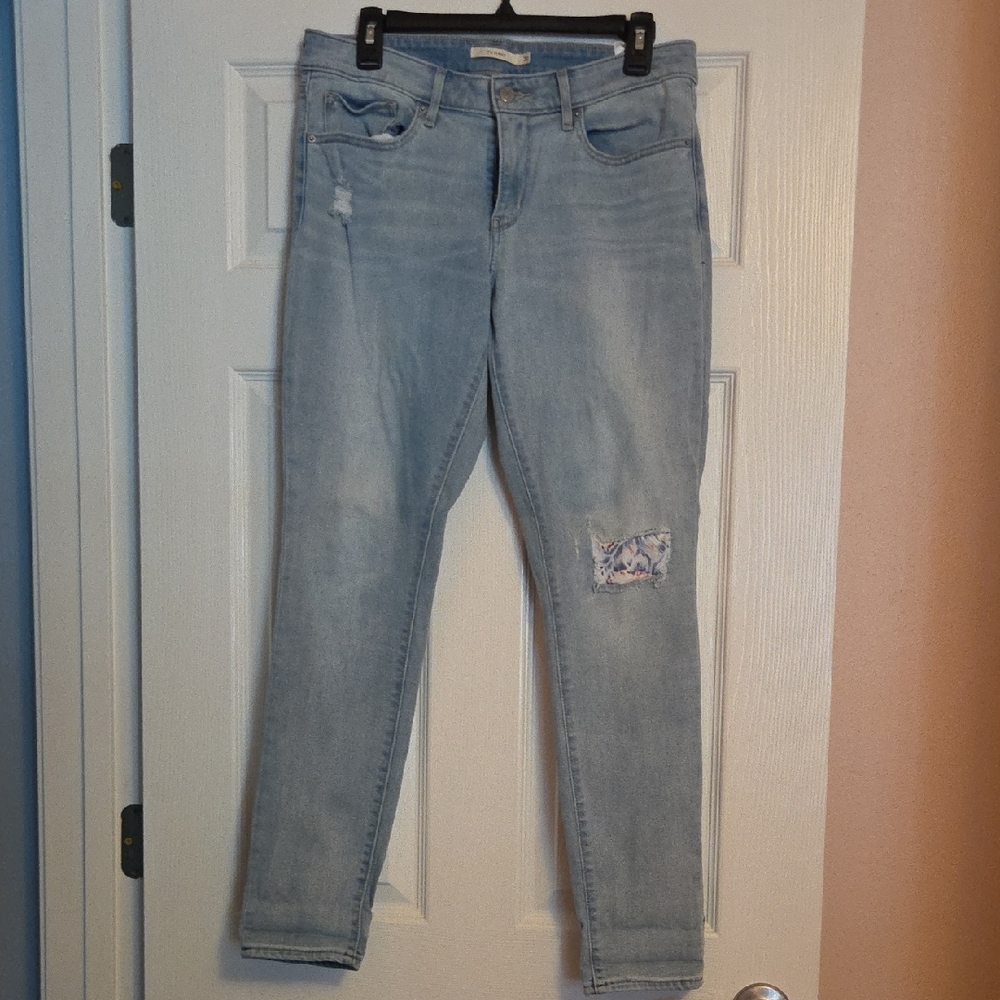 Levi's Light Blue Skinny Jeans with Patch